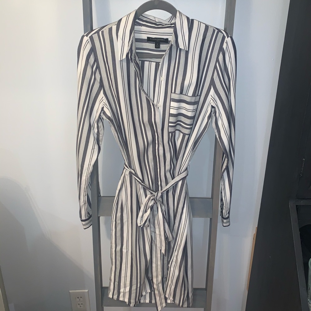 Banana Republic Stripped Long Sleeve Button Dress